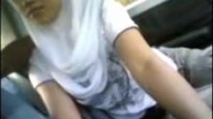 Mobil Panther Jadi Saksi Ukhti Sepong Kontol Mantan